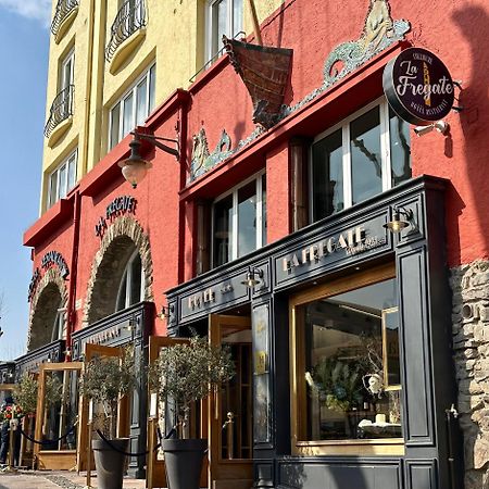 La Fregate Hotel Колюр Екстериор снимка