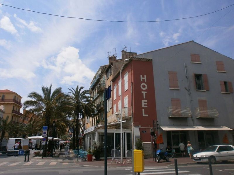 La Fregate Hotel Колюр Екстериор снимка